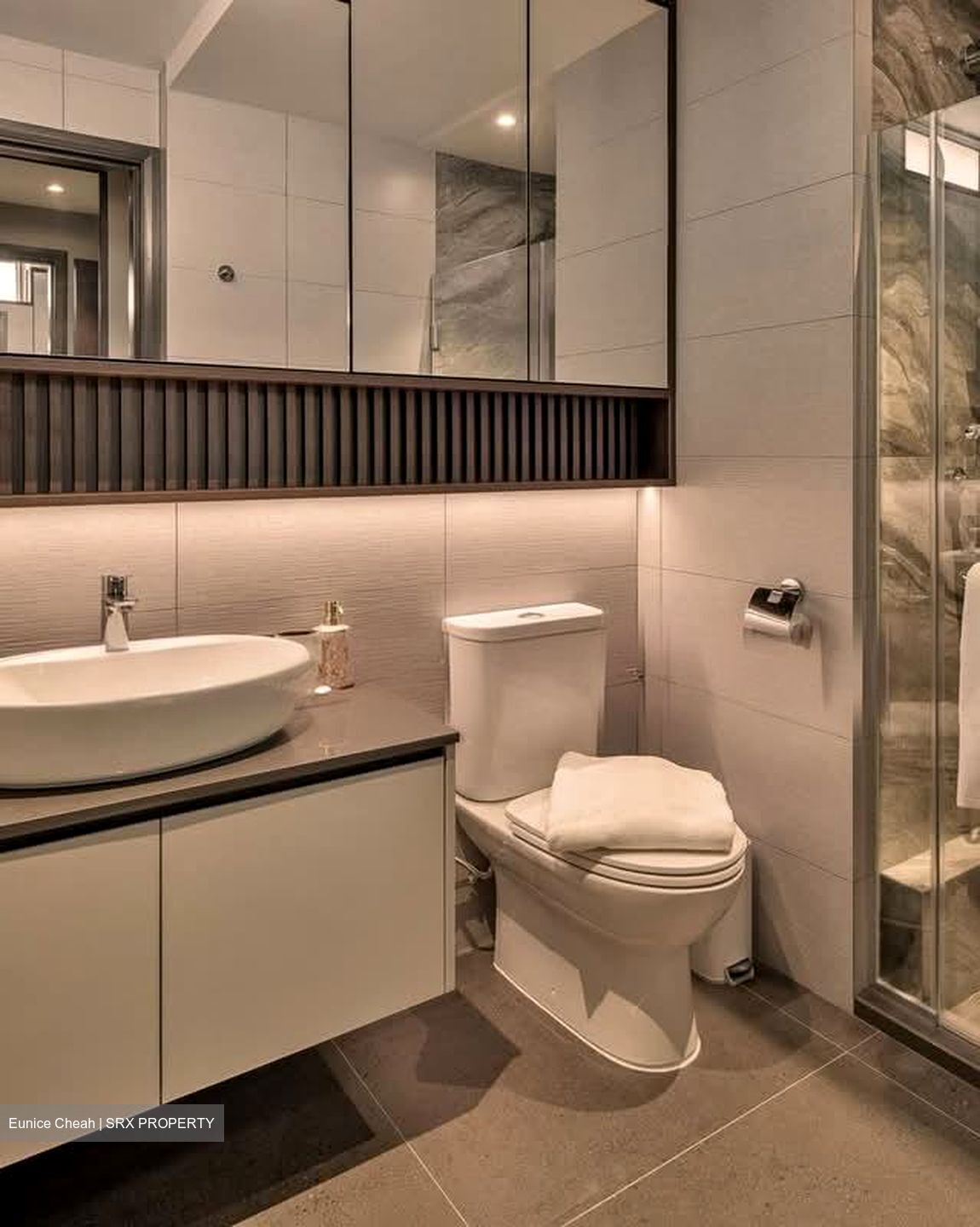 Forest Hills Condominium (D26), Condominium #528379361